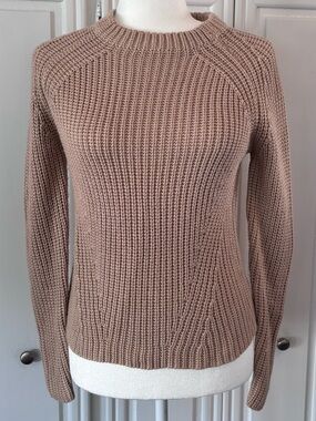 Zara Ribbed Crewneck Sweater in Taupe M